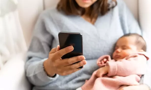 Ending Draining Mom Friendships: A Guide to Healthy Boundaries