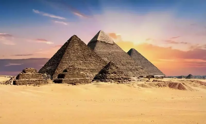 La Importancia Sagrada y Utilitaria de la Flora en el Antiguo Egipto