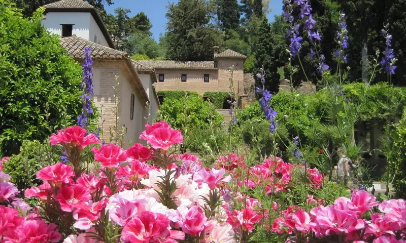 La Evolución Milenaria del Arte de la Jardinería: Un Viaje a Través del Tiempo y las Culturas