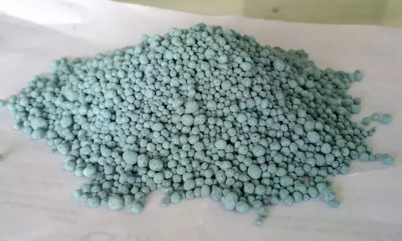 Impacto de los Fertilizantes Químicos en la Salud del Suelo y las Plantas