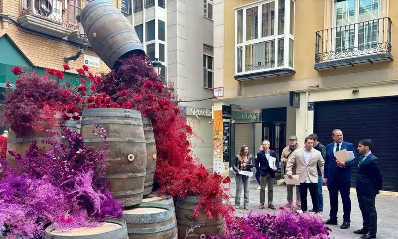 Murcia se engalana: Un festival de flores y arte en sus calles