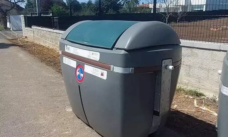 Gijón Amplía la Red de Contenedores Verdes para Residuos Vegetales