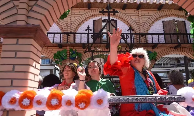 La Batalla Floral de Córdoba: Tradición, Color y Convivencia en el Corazón de Mayo