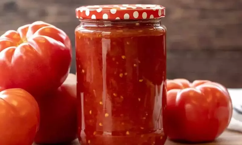 Cómo Preparar Conserva de Tomate Casera para Disfrutar Todo el Año