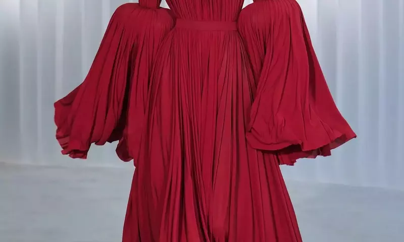 Haute Couture Week: A Glimpse into the Future of Fashion