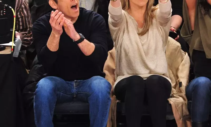 The Essence of Knicks Courtside: A Fan's Perspective on Celebrity Spectators
