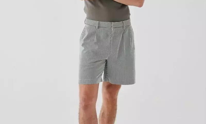 The Ultimate Guide to Men's Linen Shorts for Summer Style and Comfort