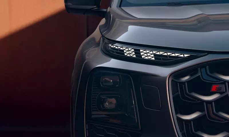 2027 Audi SQ7: Power, Luxury, and Advanced Technology Converge