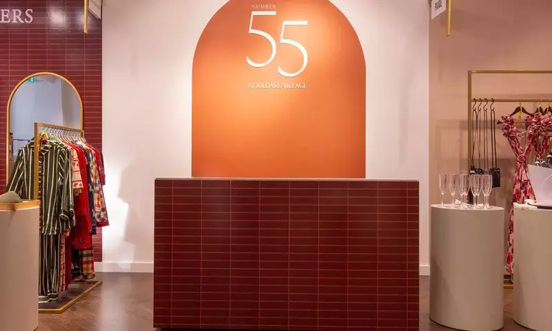 The Disappearing Fitting Room: Retail's Cost-Cutting Measure or Customer Experience Blunder?