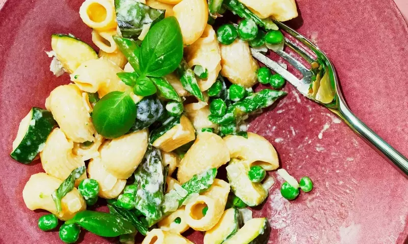 Spring Pasta with Vibrant Vegetables