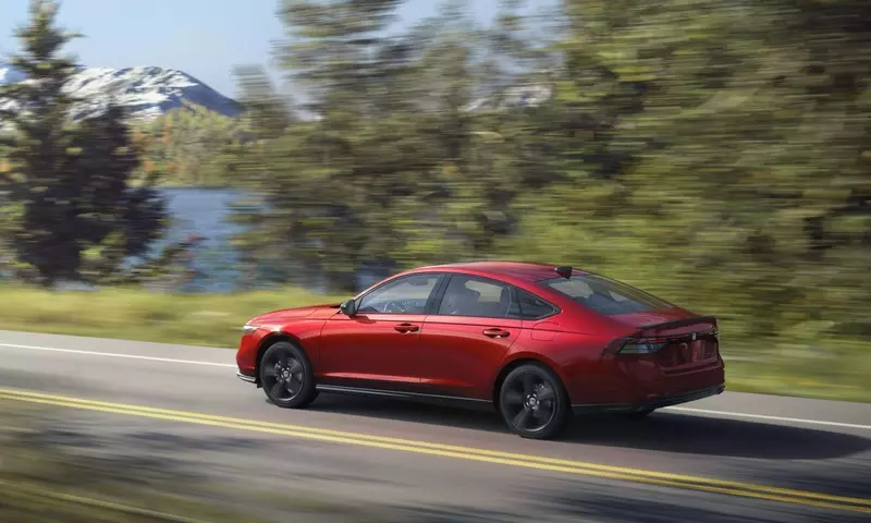 Choosing the Optimal Honda Accord Model