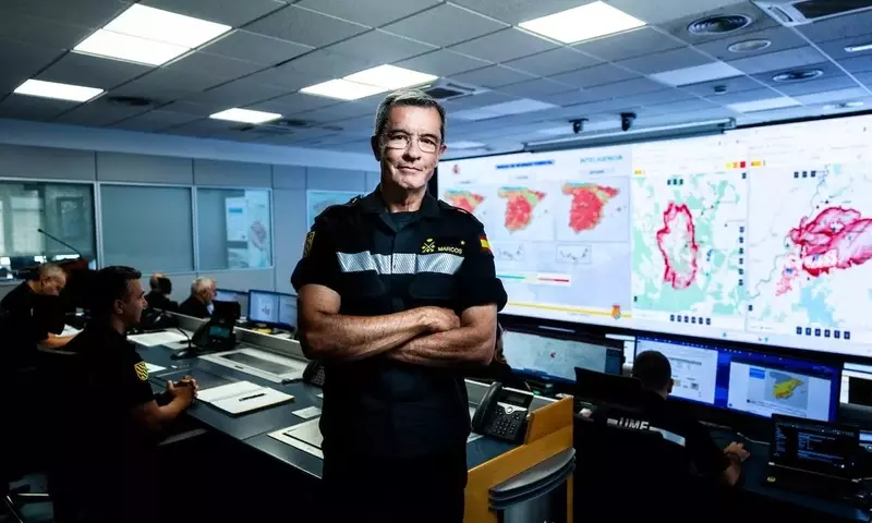 España ante el fuego: la lucha contra la simultaneidad de incendios y la urgencia de una gestión forestal renovada